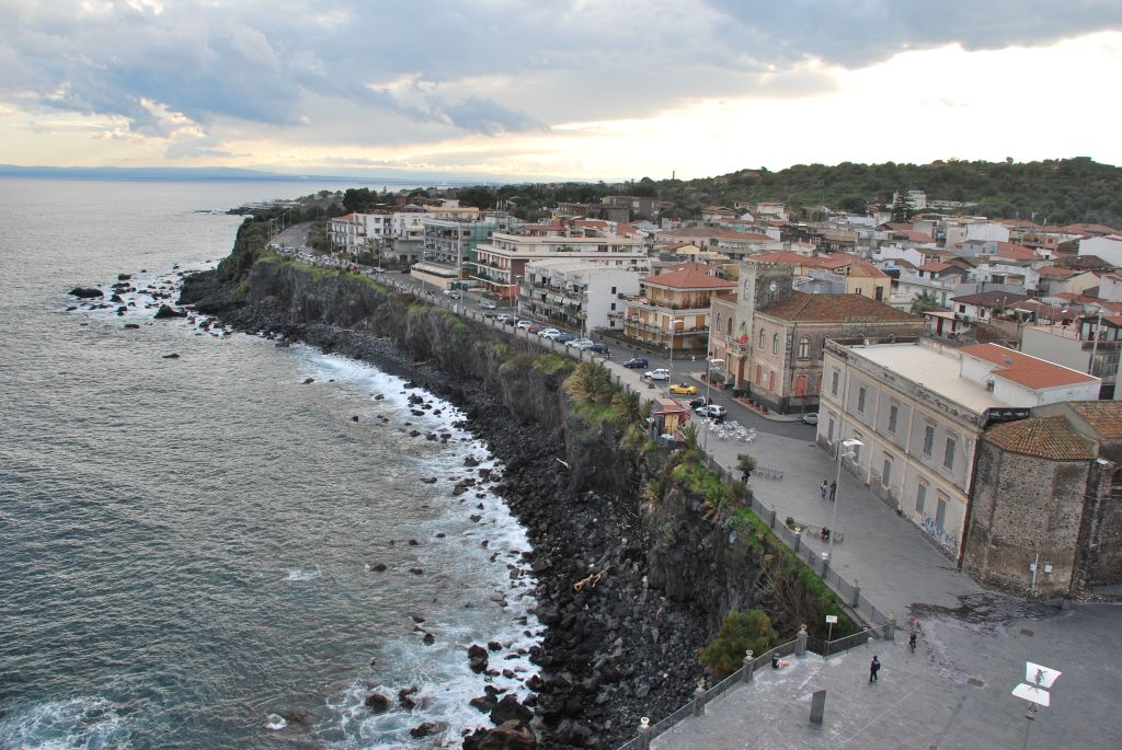 Aci Castello