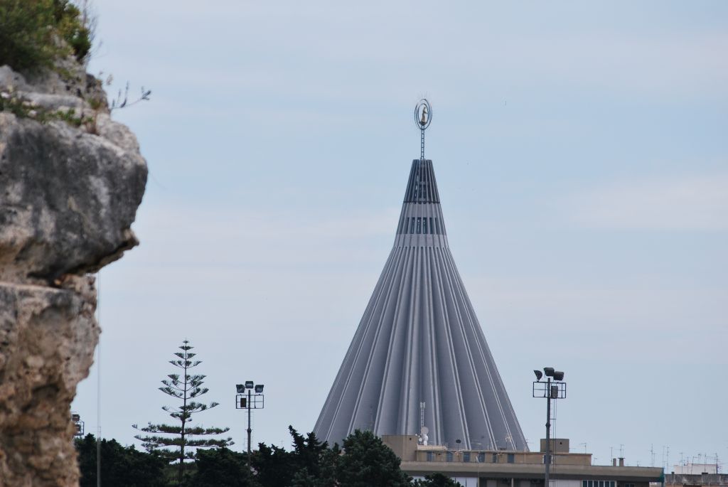 Santuario della Madonna delle Lacrime