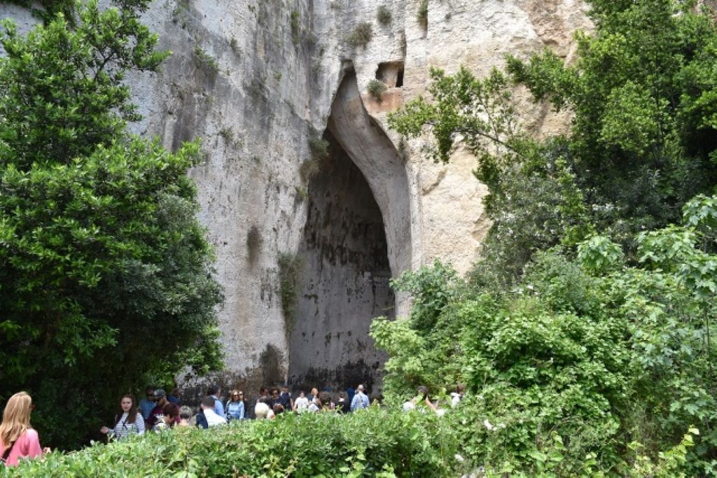 Neapolis Orecchio Dionisio