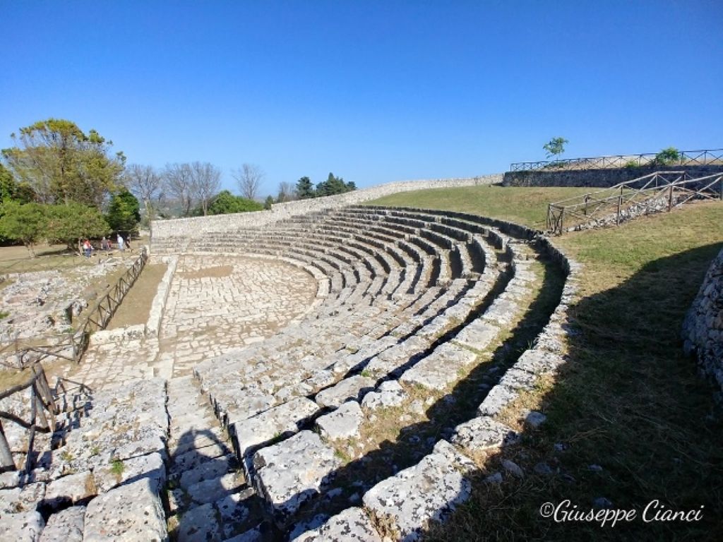 Palazzolo Acreide Parco Archeologico
