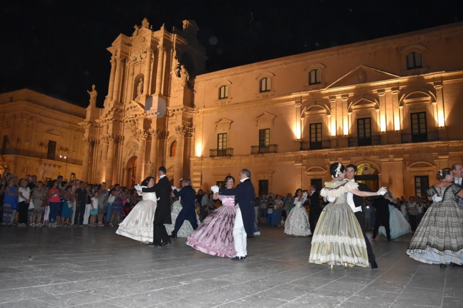 Siracusa - Gran Ballo Risorgimentale Il Gran Ballo Risorgimentale a Ortigia
