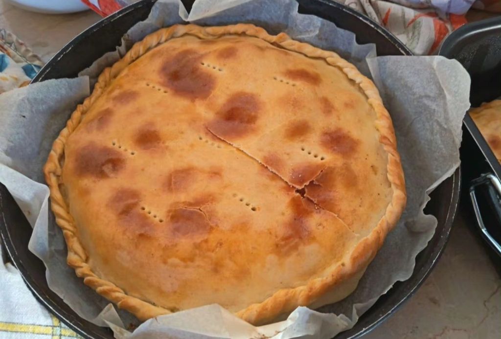 Il "pastizzo" uno scrigno di pasta che racchiude un ripieno ricco