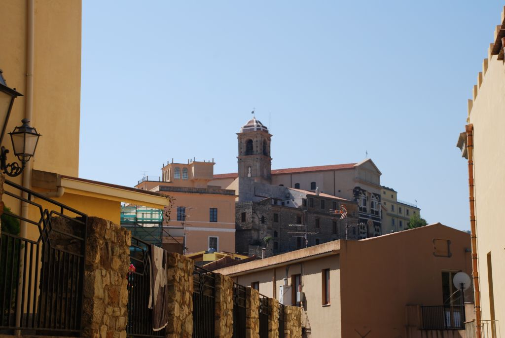 Patti e Tindari: guida tra spiagge, storia e mosaici