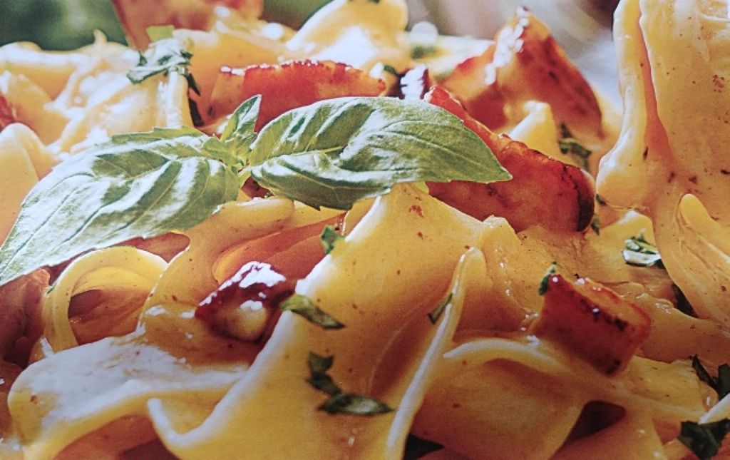 Tagliatelle ai Funghi, Speck e Zucca