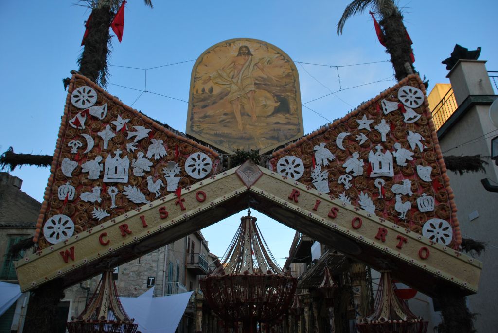 Gli Archi di Pasqua a San Biagio Platani