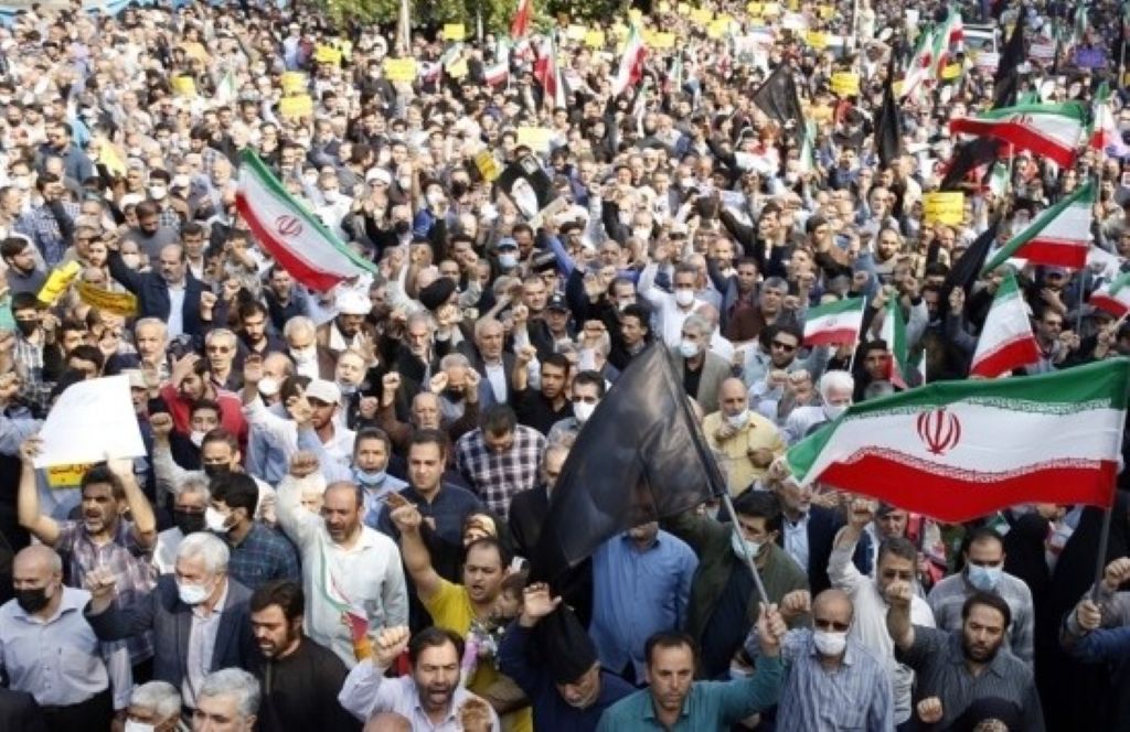 Strage di civili in Iran