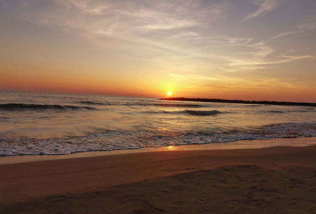 Il tramonto sul mare in Sicilia